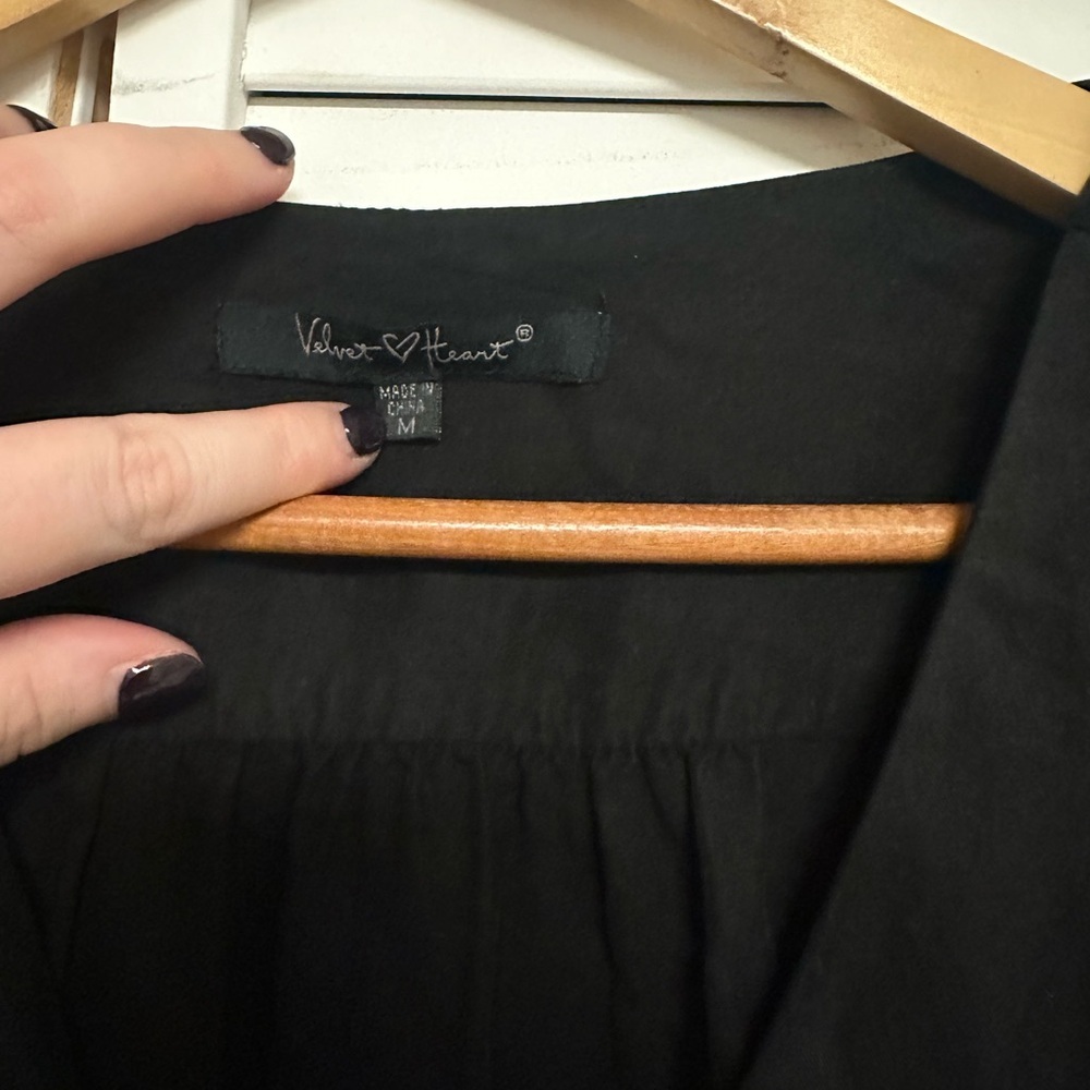 Velvet Heart Women’s Romper Black - Picture 5 of 9